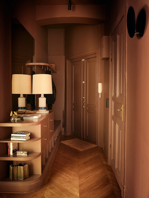 HOME TOUR: Ένα σπίτι που πρωταγωνιστεί το ...χρώμα - Φωτογραφία 2