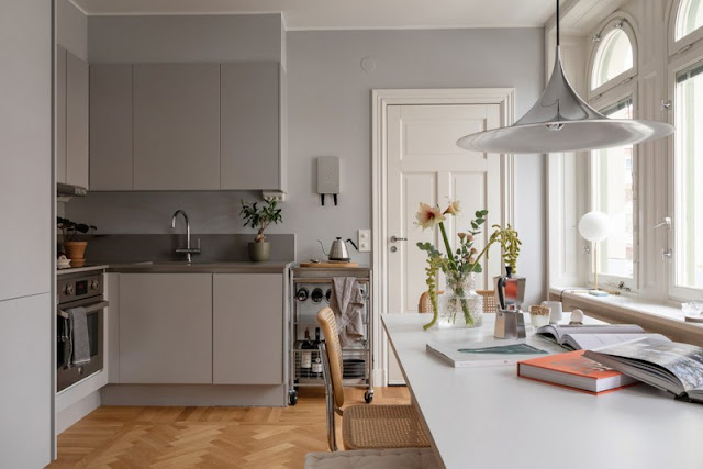 ΜΙΚΡΟΙ ΧΩΡΟΙ: Η γοητεία του γκρι σε 34τμ - Φωτογραφία 5