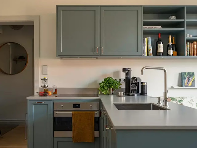 ΜΙΚΡΟΙ ΧΩΡΟΙ: Εξαιρετική αισθητική και πρακτικές λύσεις αποθήκευσης σε 34τμ - Φωτογραφία 11