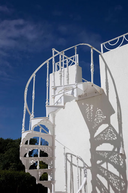 HOME TOUR: Ένα υπέροχο σπίτι σε απόλυτη αρμονία με το τοπίο - Φωτογραφία 27