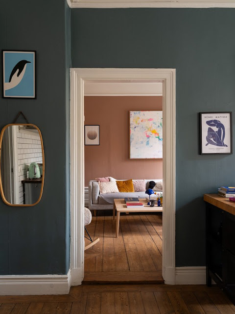 ΜΙΚΡΟΙ ΧΩΡΟΙ: Χρώμα και πρωτότυπη διαρρύθμιση σε 64τμ - Φωτογραφία 10