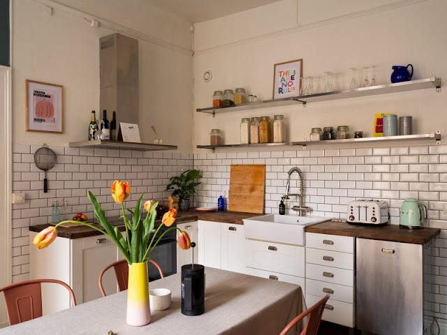 ΜΙΚΡΟΙ ΧΩΡΟΙ: Χρώμα και πρωτότυπη διαρρύθμιση σε 64τμ - Φωτογραφία 7