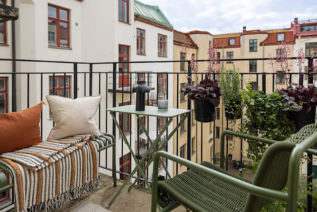 HOME TOUR: Σύγχρονο ρουστίκ σε ένα ιδιαίτερα κομψό και ζεστό διαμέρισμα - Φωτογραφία 19