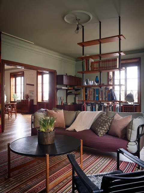 HOME TOUR: Ισορροπία παλιού και νέου σε ένα διαμέρισμα με ξεχωριστό χαρακτήρα - Φωτογραφία 19