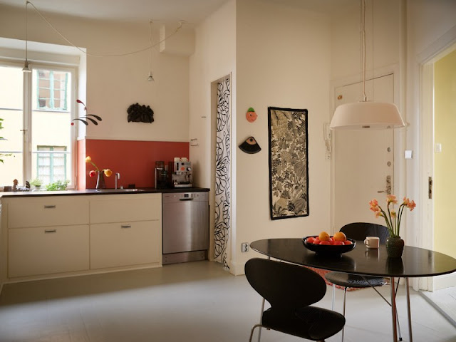 HOME TOUR: Ισορροπία παλιού και νέου σε ένα διαμέρισμα με ξεχωριστό χαρακτήρα - Φωτογραφία 29