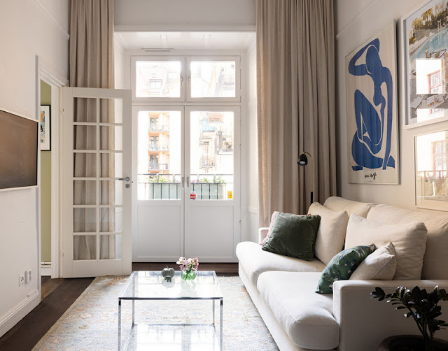 Η διαχρονική γοητεία του λευκού σε 55τμ - Φωτογραφία 3