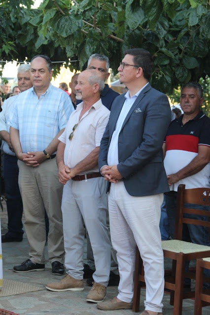 Πλήθος πιστών παρακολούθησε τον Μέγα Πανηγυρικό Εσπερινό  στο Παρεκκλήσι του Αγίου Νικοδήμου του Αγιορείτου στο Κουβαρά Φυτειών - Φωτογραφία 4