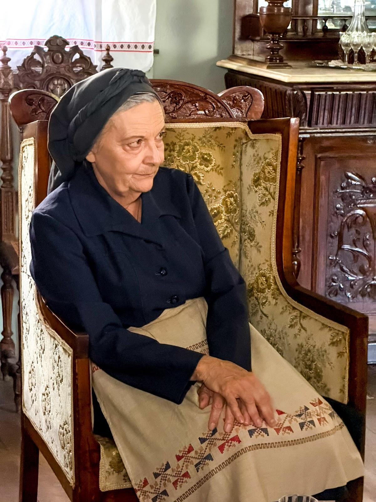 Οι πρώτες εικόνες από τον κόσμο του «Κρίνο & Αγκάθι» - Φωτογραφία 18