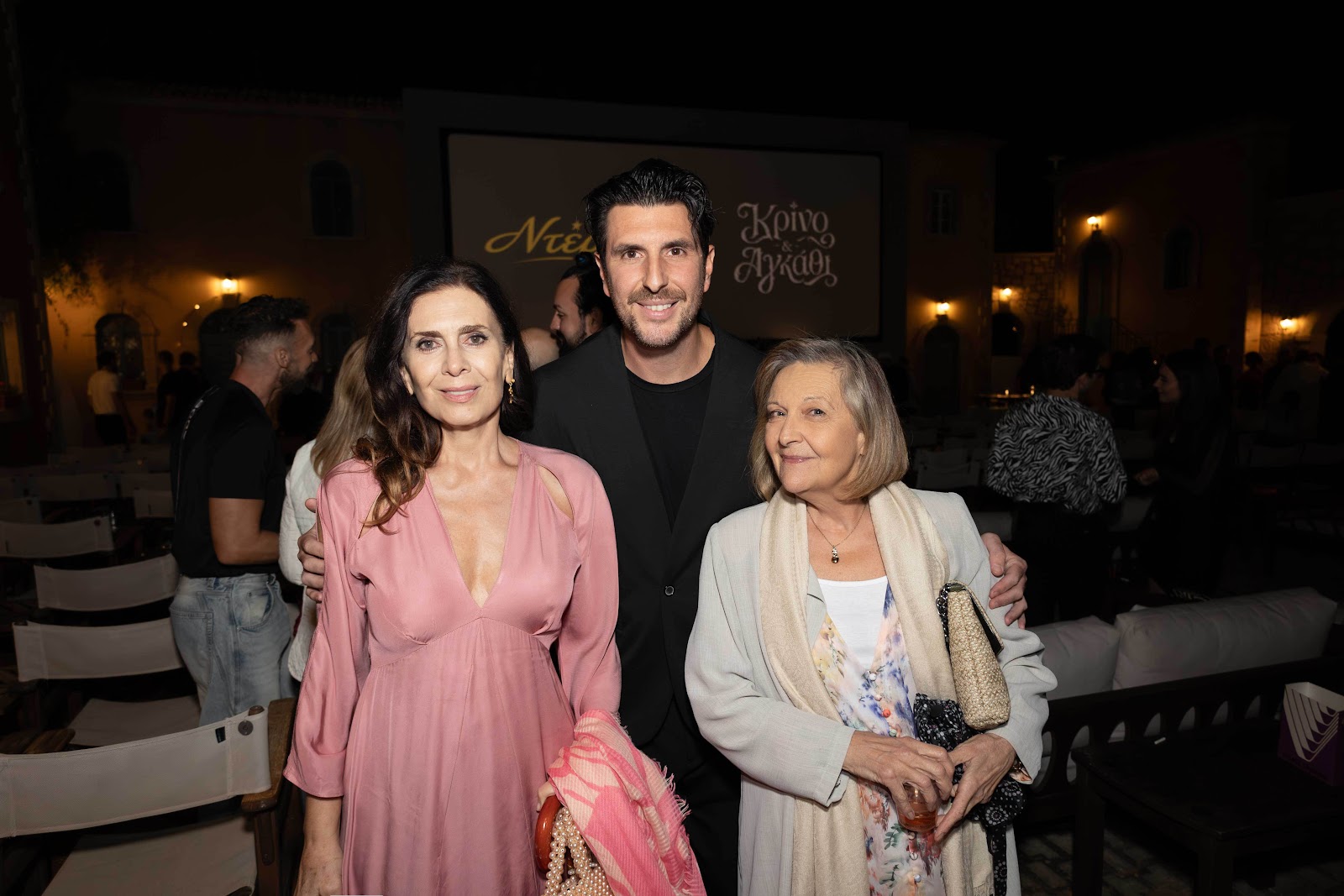 Παρουσιάστηκαν στους δημοσιογράφους οι σειρές «Ντέρτι» και «Κρίνο και Αγκάθι» - Φωτογραφία 20