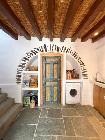 HOME TOUR: Παραδοσιακό πετρόκτιστο στην Άνδρο - Φωτογραφία 11