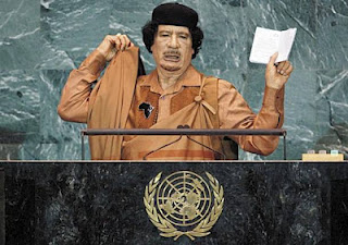 Συγκλονιστική ομιλία Καντάφι -ξεβράκωμα των δυτικών ''ειρηνευτικών'' δυνάμεων!!! Βίντεο!! - Φωτογραφία 1