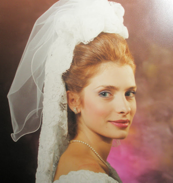 Σπάνιες φωτογραφίες της Ελένης Μενεγάκη από τον πρώτο της γάμο! - Φωτογραφία 4