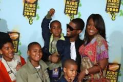 ΑΠΙΣΤΕΥΤΟ: Εγκεφαλικά νεκρός ο 11χρονος γιος του Usher