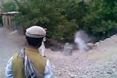 Εκτέλεση εξ' επαφής για «άπιστη» Αφγανή - Συγκλονιστικές φωτογραφίες από τη στιγμή του θανάτου της