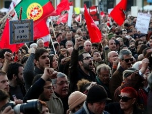 Μικρότερη του αναμενόμενου η ύφεση στην Πορτογαλία - Φωτογραφία 1