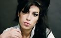 Επικοινωνία με την Amy Winehouse υποστηρίζει πως έχει ο πατέρας της