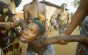 Ένας Άλλος Κόσμος: Oι Τελετουργίες VooDoo Στην Αφρική.... (pics)