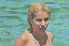 ΔΕΙΤΕ: Δεν αλλάζει τον παράδεισό της η Ελένη Μενεγάκη...