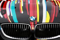 Η BMW Art Car Collection για πρώτη φορά στη Βρετανία