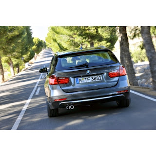 Νέα BMW Σειρά 3 Touring:Προηγμένη φιλοσοφία Touring, δυναμικές επιδόσεις, κομψότητα και ευελιξία σε άριστα ισορροπημένες διαστάσεις - Φωτογραφία 2