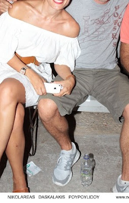 Γνωστή παρουσιάστρια και διάσημος ηθοποιός εμφανίστηκαν μαζί, με νέο λουκ στα μαλλιά - Φωτογραφία 2