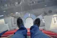 Γυάλινα πατώματα που προκαλούν δέος