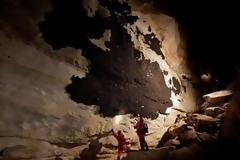 ΔΕΙΤΕ: ΣΟΚ: Τι είναι αυτό στον τοίχο;