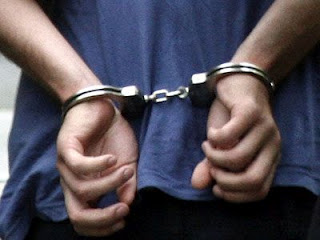 Σύλληψη 2 ατόμων στη Κάλυμνο για ναρκωτικά και οπλοκατοχή - Φωτογραφία 1