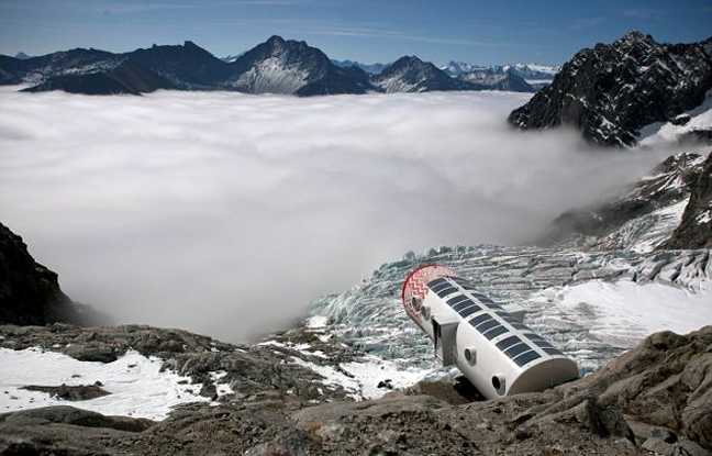 ΔΕΙΤΕ:  Καταφύγιο στην καρδιά του Mont Blanc - Φωτογραφία 7