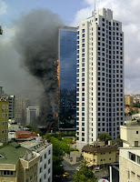 Στις φλόγες ουρανοξύστης γεμάτος κόσμο στην Κωνσταντινούπολη - Φωτογραφία 1