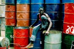 Φυγαδεύοντας τα κέρδη: ο μυστικός κόσμος των διεθνών πετρελαϊκών και μεταλλευτικών κολοσσών