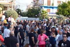 Νίκαια : Στελέχη του ΣΥΡΙΖΑ φωτογράφιζαν και στοχοποιούσαν όσους έπαιρνα τρόφιμα από τους κακούς φασίστες [Φώτο + Βίντεο]