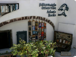Στην Σαντορίνι το πιο όμορφο βιβλιοπωλείο του κόσμου - Φωτογραφία 1