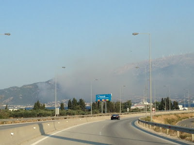 Φωτογραφίες αναγνώστη από την μεγάλη φωτιά που... - Φωτογραφία 2