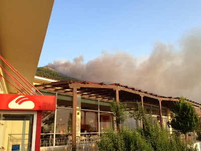 Σε απόσταση αναπνοής από το βενζινάδικο... - Φωτογραφία 2