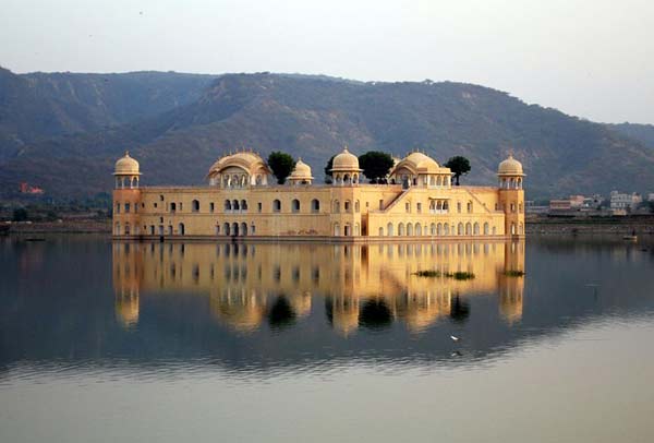 Jal Mahal: Το παλάτι που «βυθίστηκε» στη λίμνη! - Φωτογραφία 6