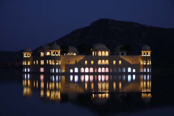 Jal Mahal: Το παλάτι που «βυθίστηκε» στη λίμνη! - Φωτογραφία 7