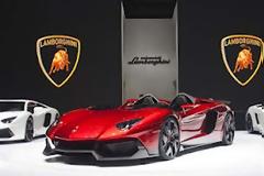 Η μοναδική (κυριολεκτικά) Lamborghini Aventador J