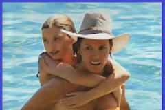 ΔΕΙΤΕ:Η Βάνα Μπάρμπα με την κόρη της, Φαίδρα, στη Σκιάθο