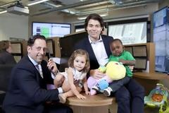 Τι θα συνέβαινε αν οι γονείς έπαιρναν τα παιδιά στη δουλειά;