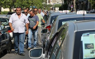Έφαγαν πόρτα οι αυτοκινητιστές του Ηρακλείου στη Χερσόνησο! - Φωτογραφία 1