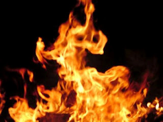 Μεταμεσονύκτιες φωτιές σε Ηράκλειο και Ρέθυμνο - Φωτογραφία 1