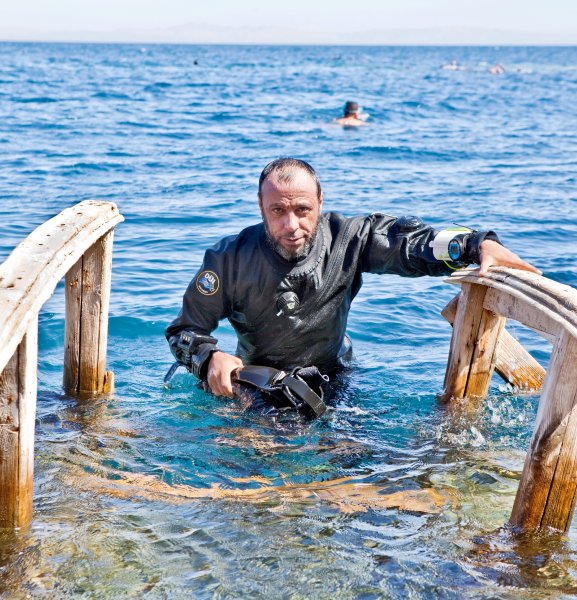 Η καταραμένη τοποθεσία καταδύσεων Blue Hole - Φωτογραφία 8