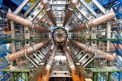 Συνέντευξη από τα άδυτα του CERN