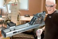 Κανό μέσα στο Πασοκ έκανε ο Γιώργος...Τα όργανα του Γιώργου στο γυμναστήριο του ΠΑΣΟΚ ..Στα 130 εκατ. ευρώ η μαύρη τρύπα του κόμματος!!!