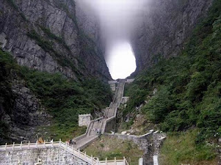 H «πύλη για τον Παράδεισο» είναι η μεγαλύτερη φυσική σπηλιά [εικόνες] - Φωτογραφία 1