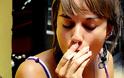 Γιατί οι γυναίκες καπνίζουν;