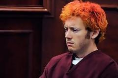 ΔΕΙΤΕ: Tο απαθές βλέμμα του μακελάρη του Ντένβερ