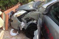 Μπήκε με το αυτοκίνητο στο μπαρ! [ΦΩΤΟ]