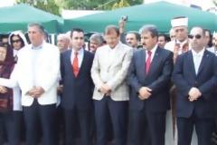 ΕΚΜΙΣΘΩΘΗΚΑΝ ΛΕΩΦΟΡΕΙΑ ΓΙΑ ΤΗ ΜΕΤΑΚΙΝΗΣΗ ΣΤΟΝ ΤΑΦΟ ΤΟΥ Με έξοδα του DEB και μεταφερόμενους οπαδούς το μνημόσυνο του Αχμέτ Σαδίκ